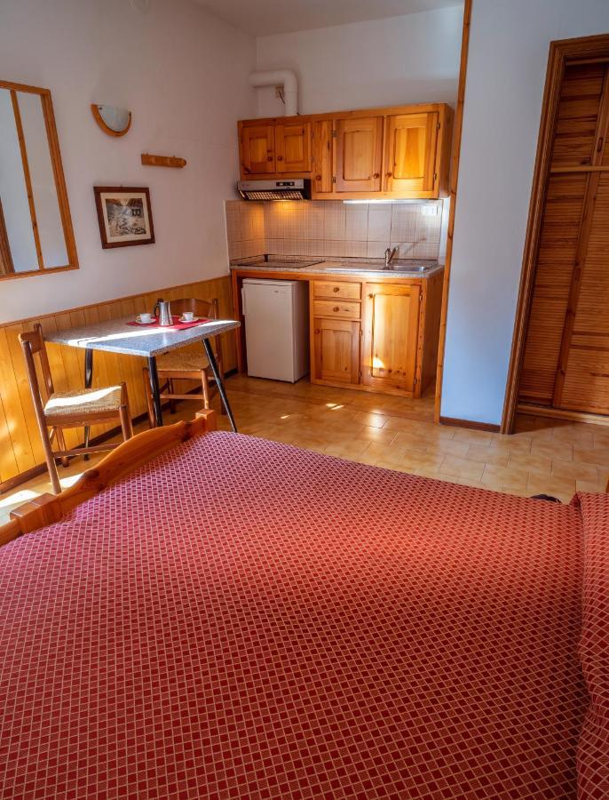 Antey-Saint-André Residence Beau Sejour מראה חיצוני תמונה