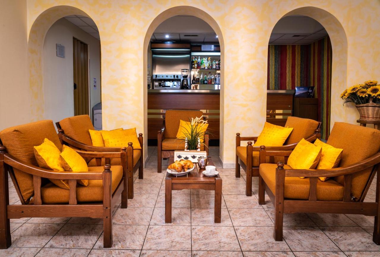 Antey-Saint-André Residence Beau Sejour מראה חיצוני תמונה