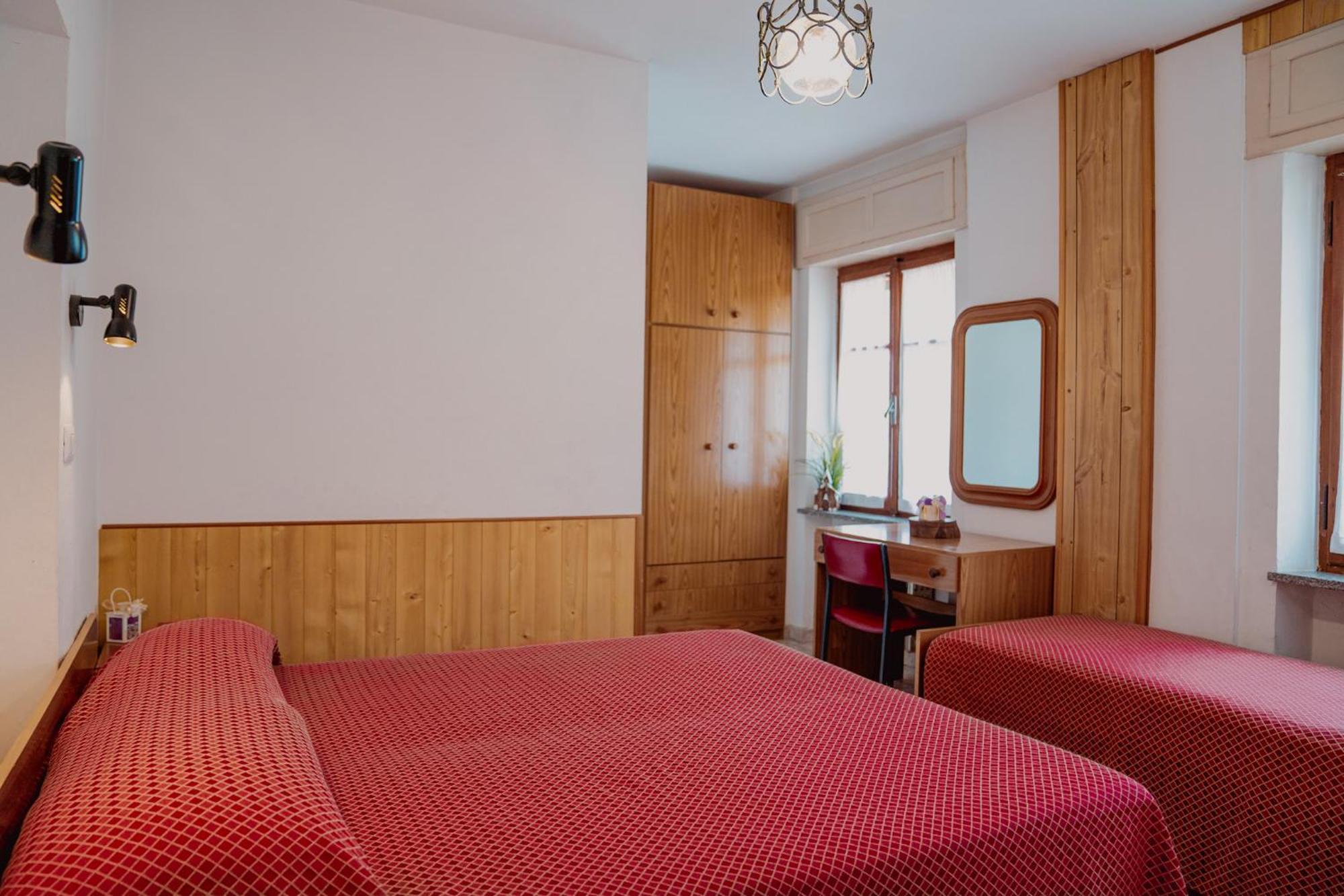 Antey-Saint-André Residence Beau Sejour מראה חיצוני תמונה