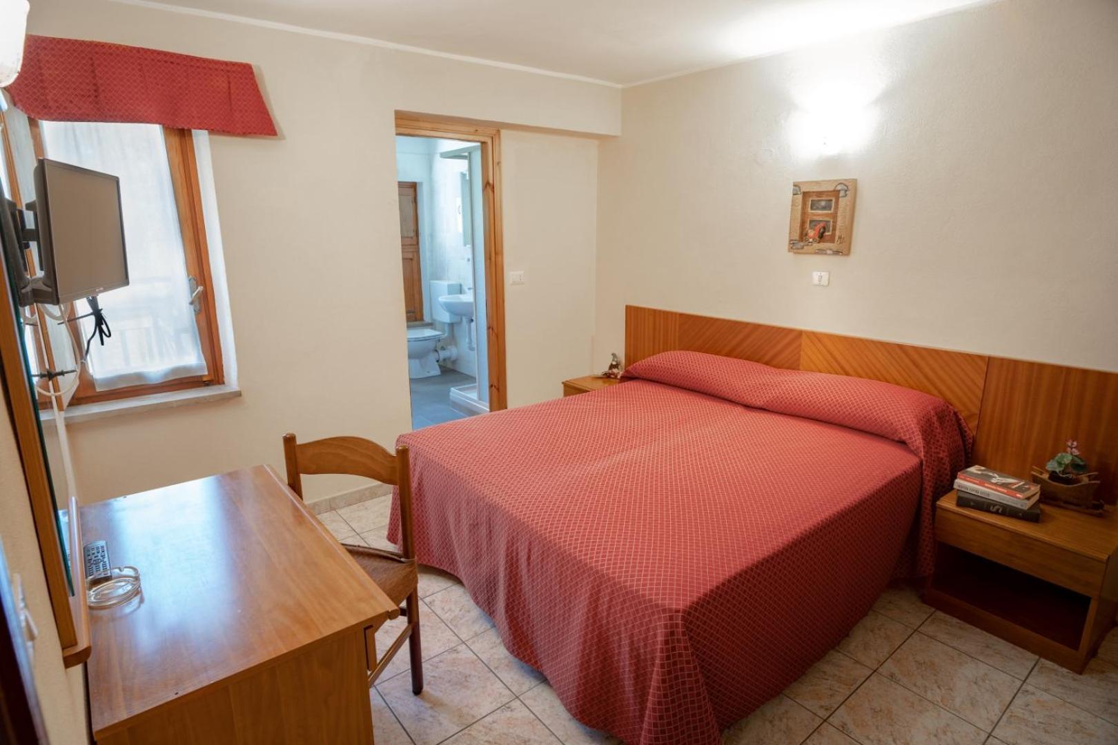 Antey-Saint-André Residence Beau Sejour מראה חיצוני תמונה