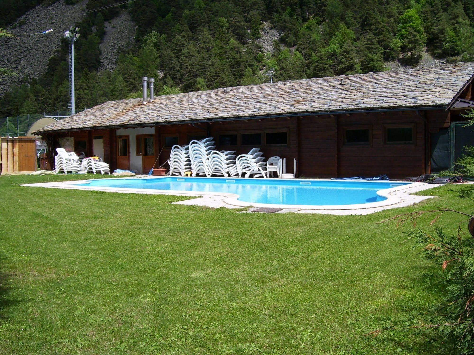 Antey-Saint-André Residence Beau Sejour מראה חיצוני תמונה